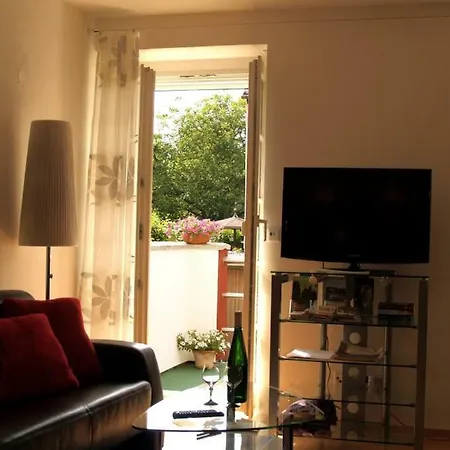 Berweiler Apartman *